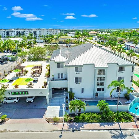 Naples Park Central Hotel Exterior photo