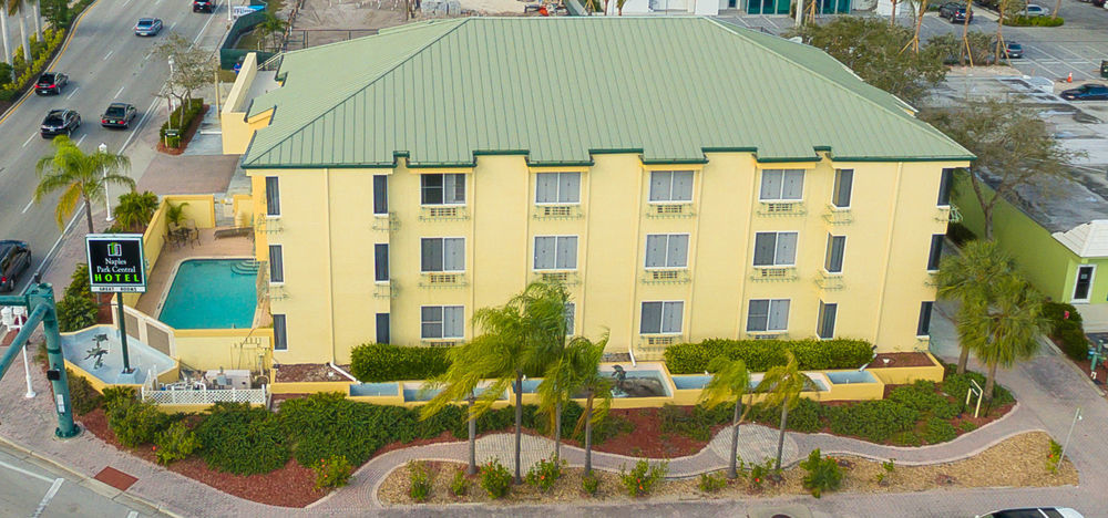 Naples Park Central Hotel Exterior photo