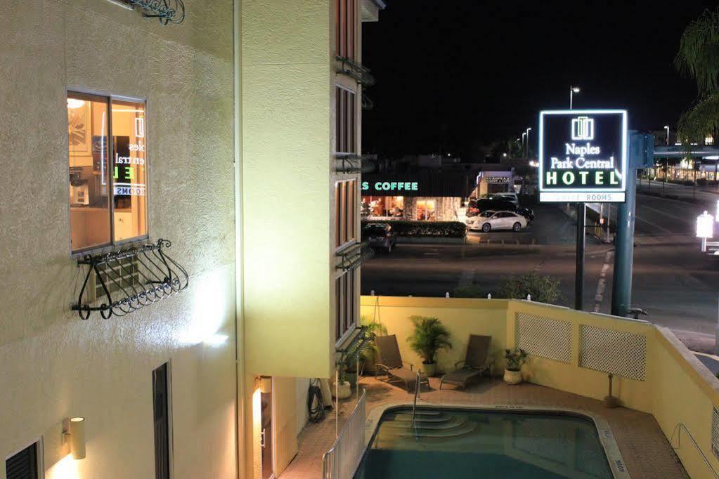 Naples Park Central Hotel Exterior photo